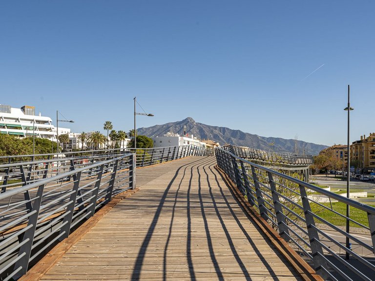Apartment for Sale in San Pedro De Alcántara, Malaga 39