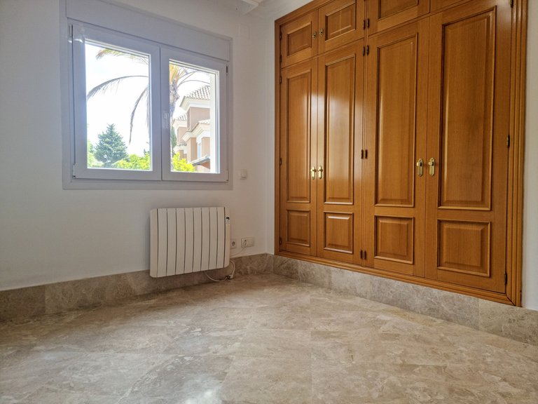 Villa for Sale in Santa Clara, Malaga 14