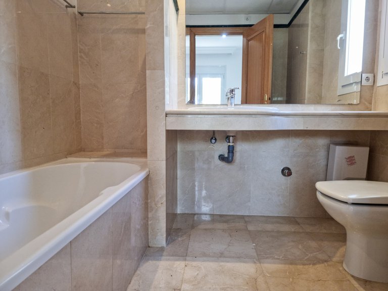 Villa for Sale in Santa Clara, Malaga 19