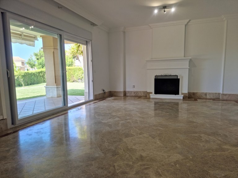 Villa for Sale in Santa Clara, Malaga 4