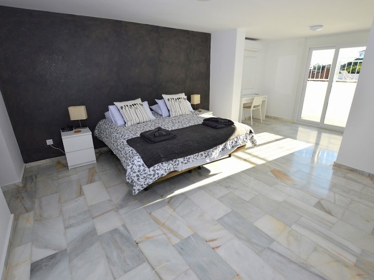 Villa for Sale in Benalmadena Costa, Malaga 27