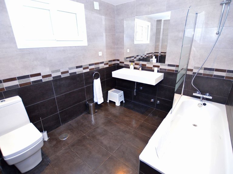 Villa for Sale in Benalmadena Costa, Malaga 31