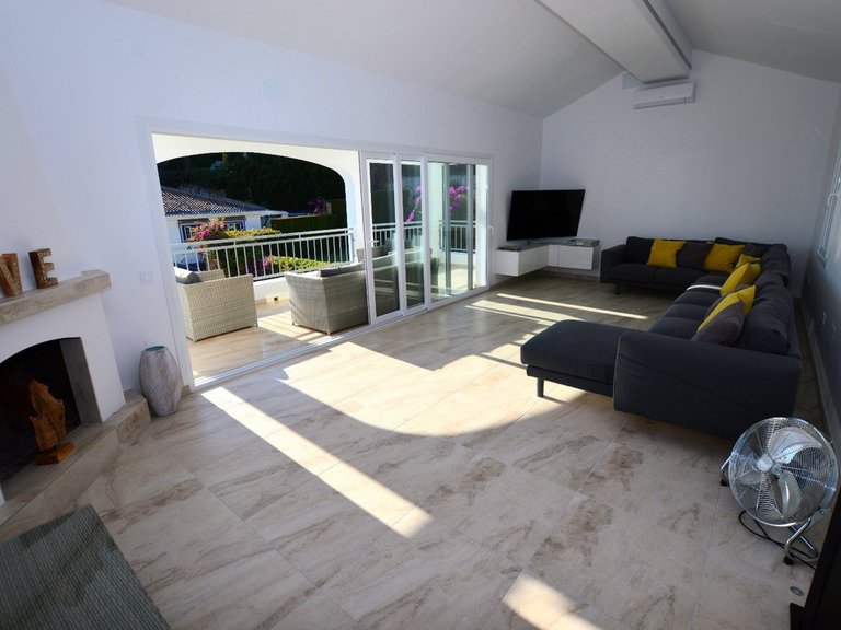 Villa for Sale in Benalmadena Costa, Malaga 5