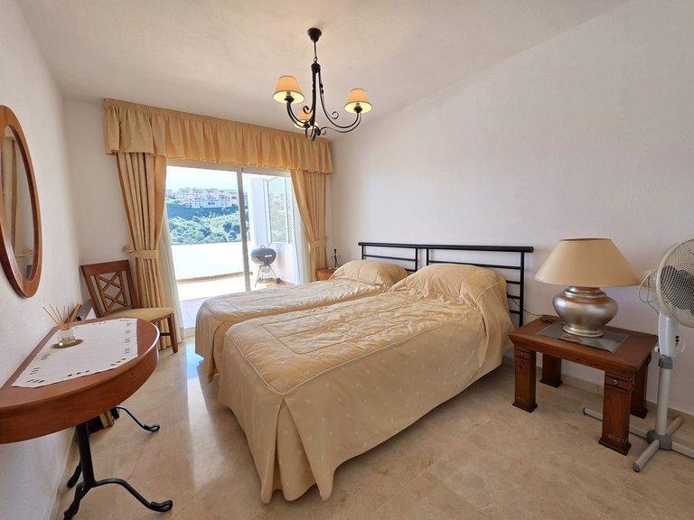 Apartment for Sale in Calahonda, Malaga 14