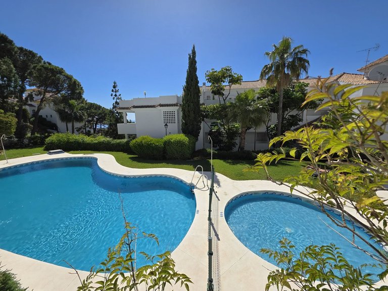 Apartment for Sale in Calahonda, Malaga 21