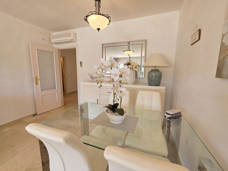 Apartment for Sale in Calahonda, Malaga 7