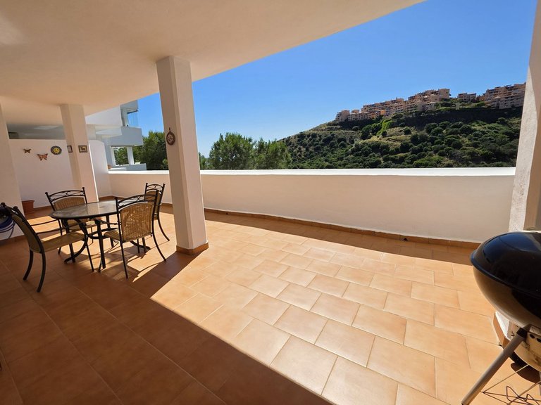 Apartment for Sale in Calahonda, Malaga 9