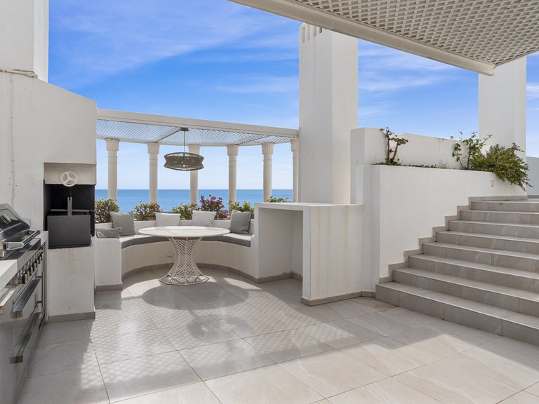 Apartment for Sale in The Golden Mile, Malaga 26