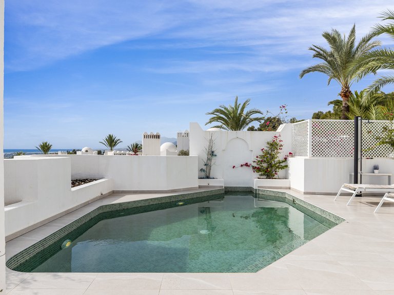Apartment for Sale in The Golden Mile, Malaga 28
