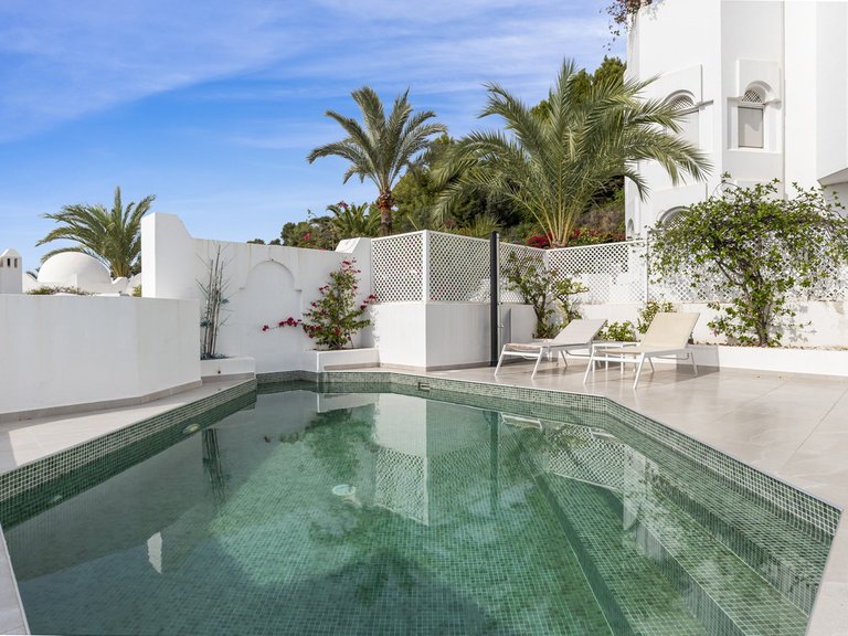 Apartment for Sale in The Golden Mile, Malaga 29