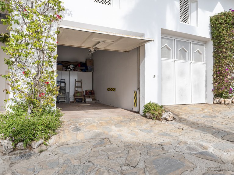 Apartment for Sale in The Golden Mile, Malaga 31