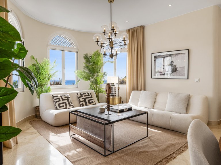 Apartment for Sale in The Golden Mile, Malaga 6