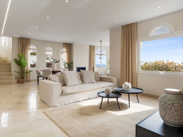 Apartment for Sale in The Golden Mile, Malaga 8