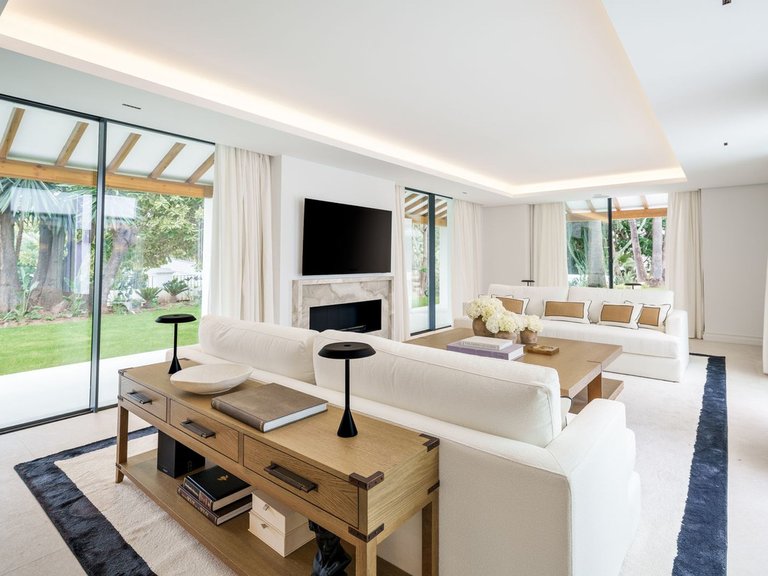 Villa for Sale in Marbella, Malaga 3