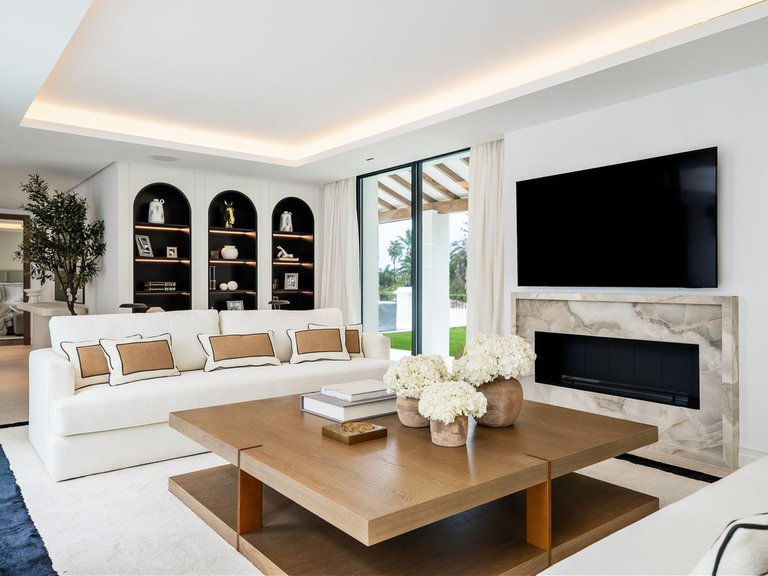 Villa for Sale in Marbella, Malaga 4