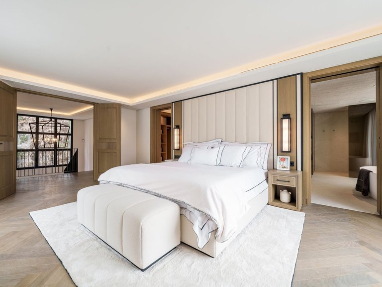 Villa for Sale in Marbella, Malaga 7