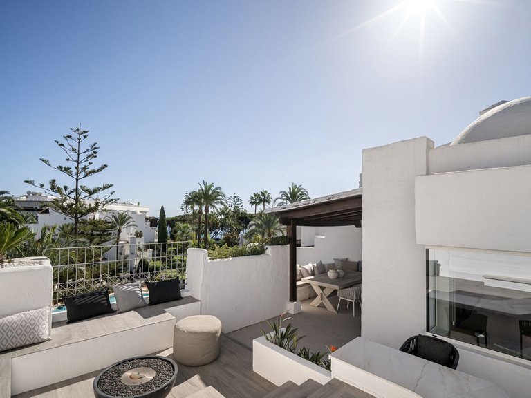 Apartment for Sale in The Golden Mile, Malaga 24