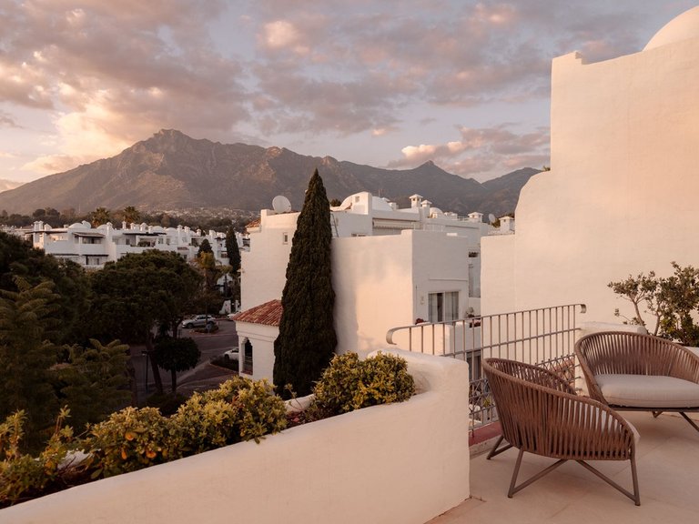 Apartment for Sale in The Golden Mile, Malaga 27
