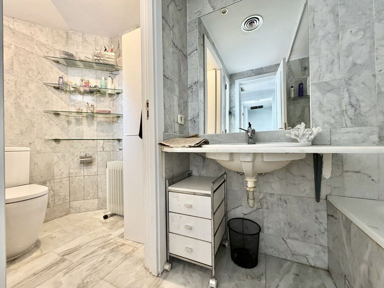 Villa for Sale in Nueva Andalucía, Malaga 26