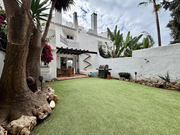 Villa for Sale in Nueva Andalucía, Malaga 6