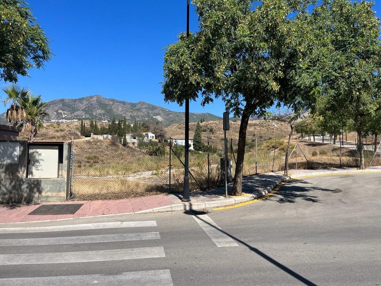 Plot for Sale in Los Pacos, Malaga 4