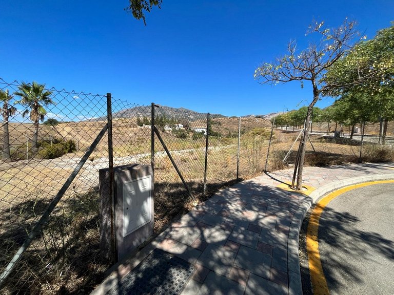 Plot for Sale in Los Pacos, Malaga 6