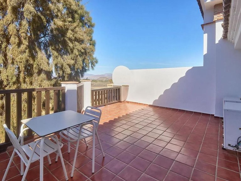 Villa for Sale in Lauro Golf, Malaga 10