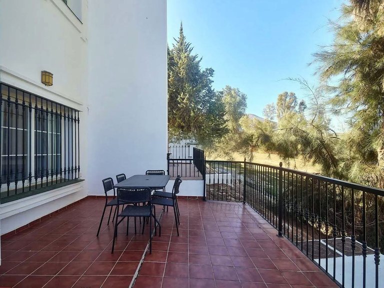 Villa for Sale in Lauro Golf, Malaga 12