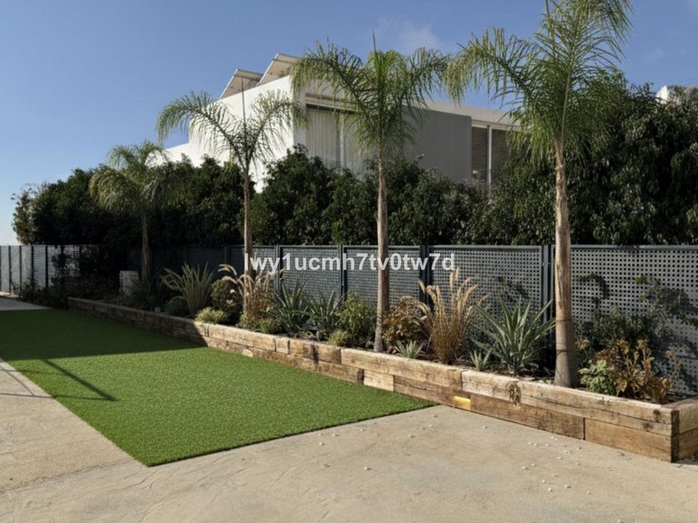 Villa for Sale in Benalmadena, Malaga 12