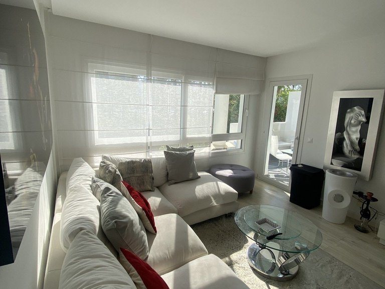 Apartment for Sale in Puerto Banús, Malaga 12