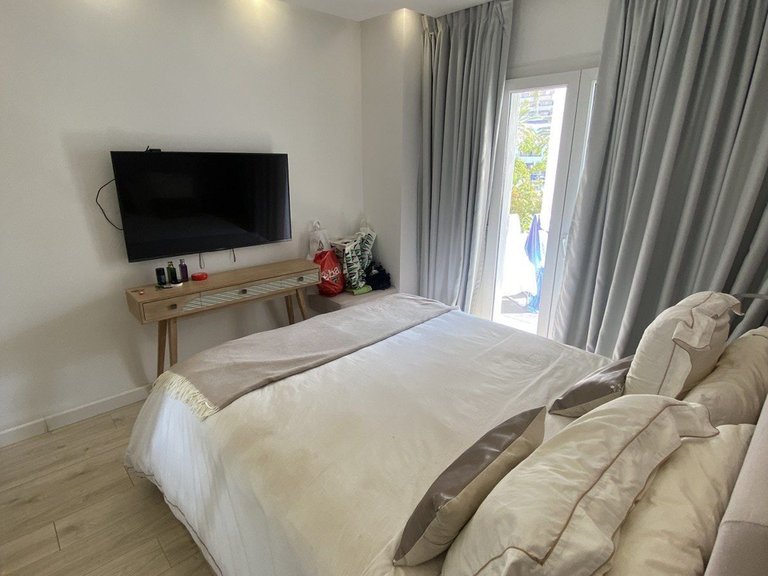 Apartment for Sale in Puerto Banús, Malaga 23
