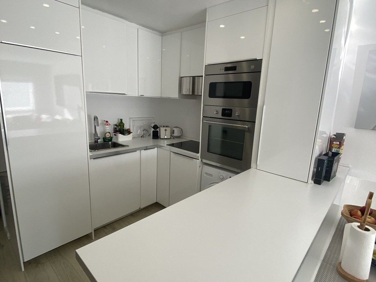 Apartment for Sale in Puerto Banús, Malaga 3