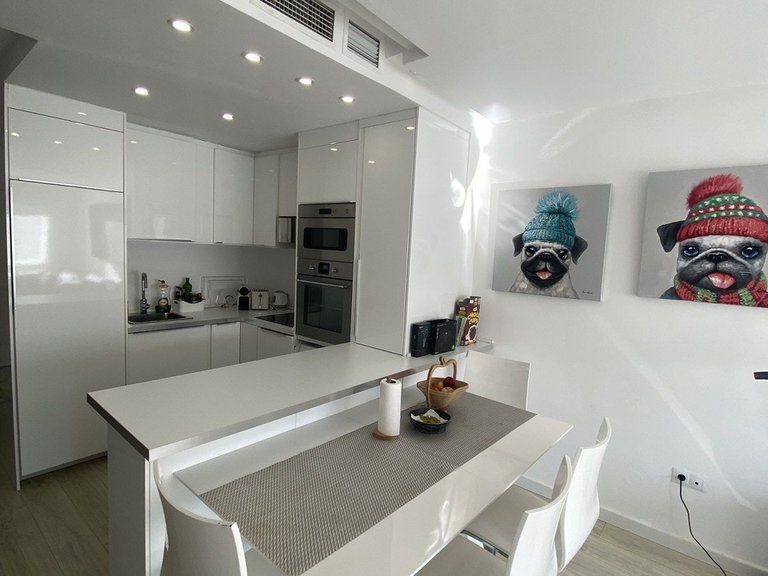 Apartment for Sale in Puerto Banús, Malaga 6