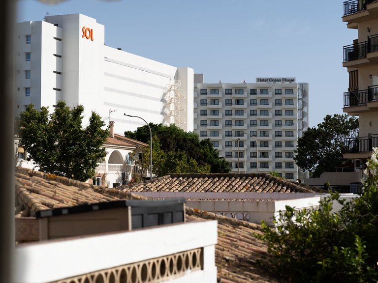 Apartment for Sale in Costa del Sol, La Carihuela, Malaga 11