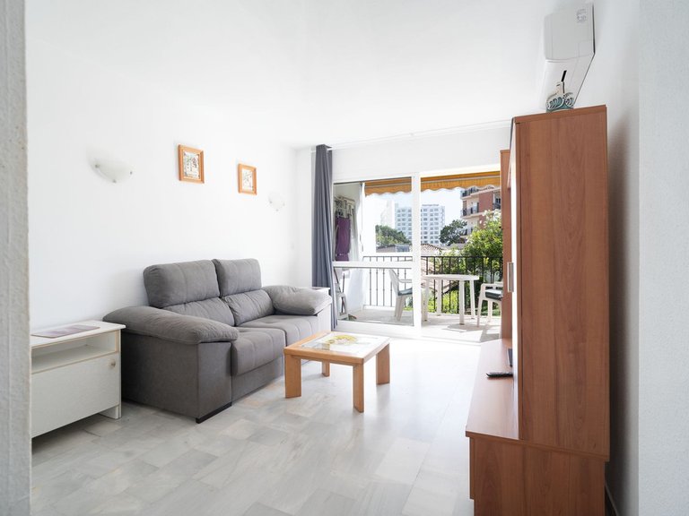 Apartment for Sale in Costa del Sol, La Carihuela, Malaga 5