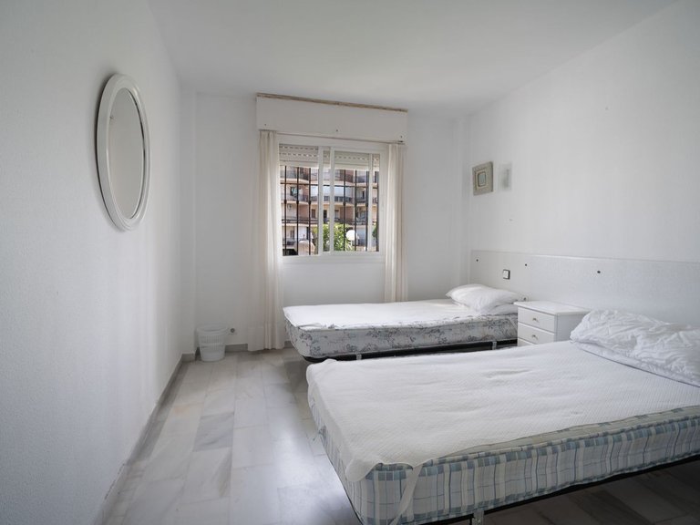Apartment for Sale in Costa del Sol, La Carihuela, Malaga 9