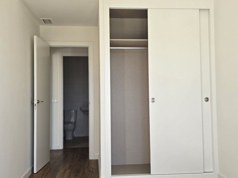 Apartment for Sale in Valle Romano, Malaga 15