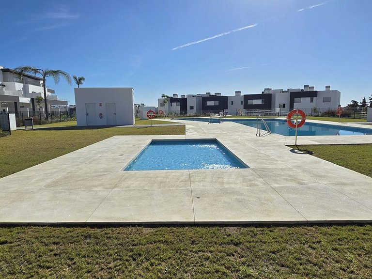 Apartment for Sale in Valle Romano, Malaga 3