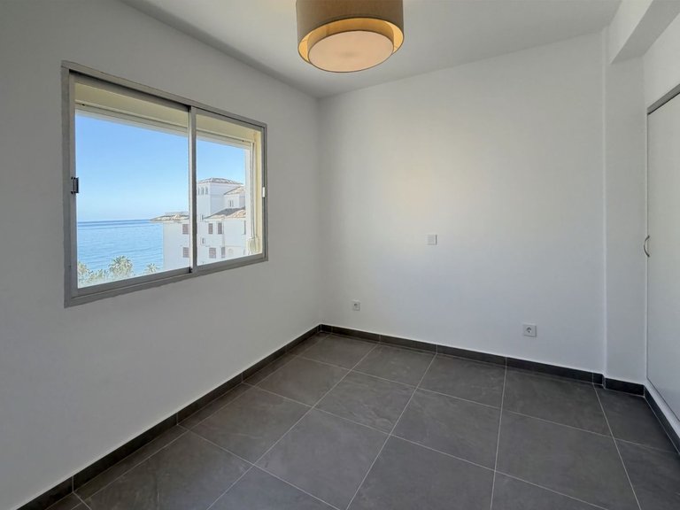 Apartment for Sale in Calahonda, Malaga 18