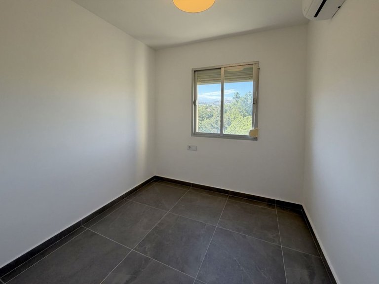 Apartment for Sale in Calahonda, Malaga 21