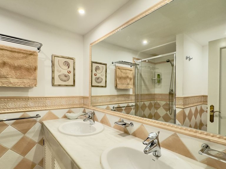 Apartment for Sale in Elviria, Malaga 33