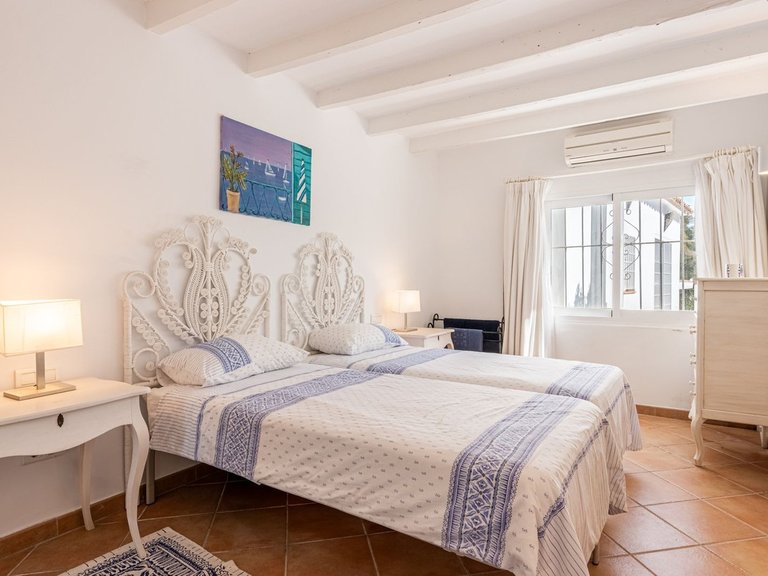 Villa for Sale in Benahavís, Malaga 19