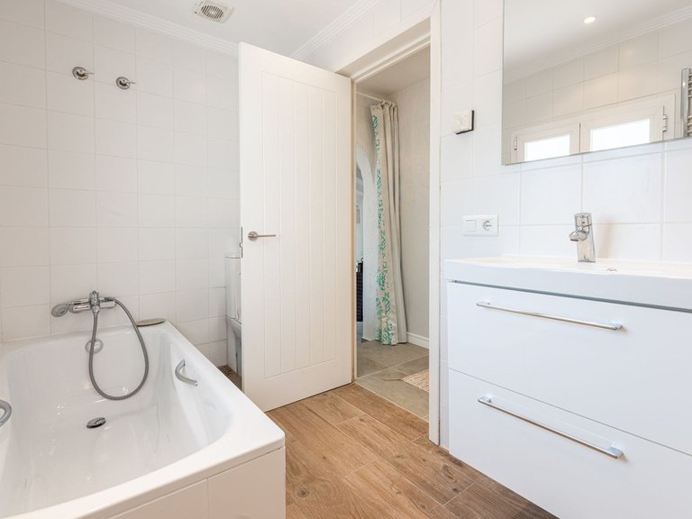 Villa for Sale in Benahavís, Malaga 20