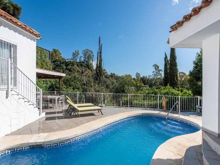 Villa for Sale in Benahavís, Malaga 28