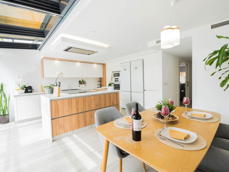 Villa for Sale in Málaga, Malaga 2