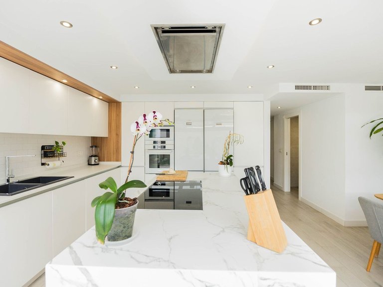 Villa for Sale in Málaga, Malaga 5