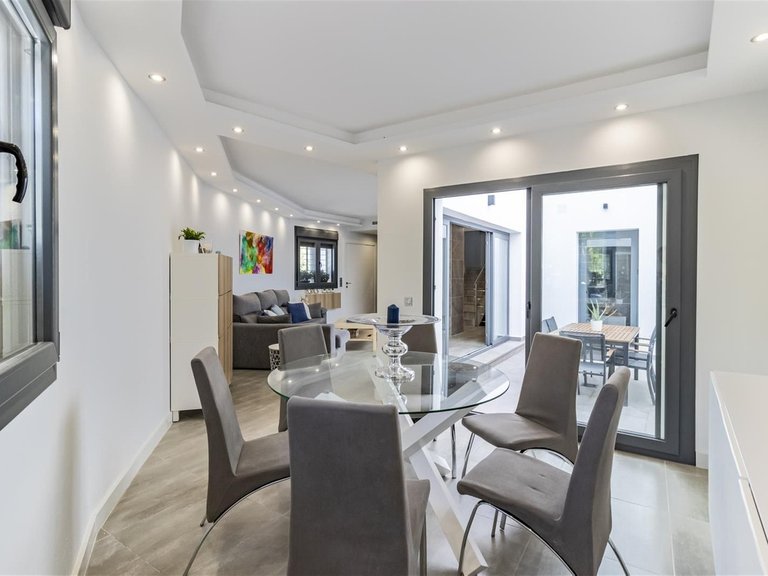 Villa for Sale in San Pedro De Alcántara, Malaga 43