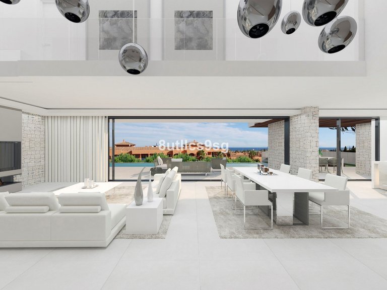 Villa for Sale in Los Flamingos, Malaga 4
