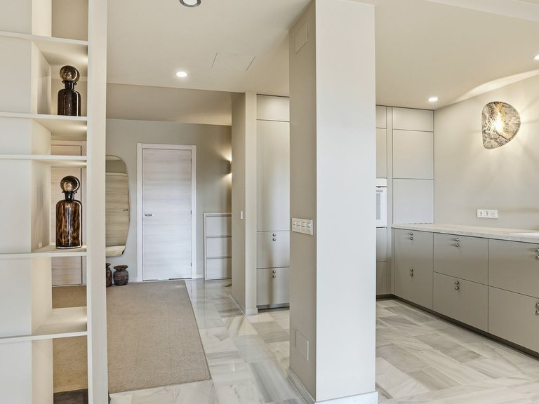Apartment for Sale in Calahonda, Malaga 17