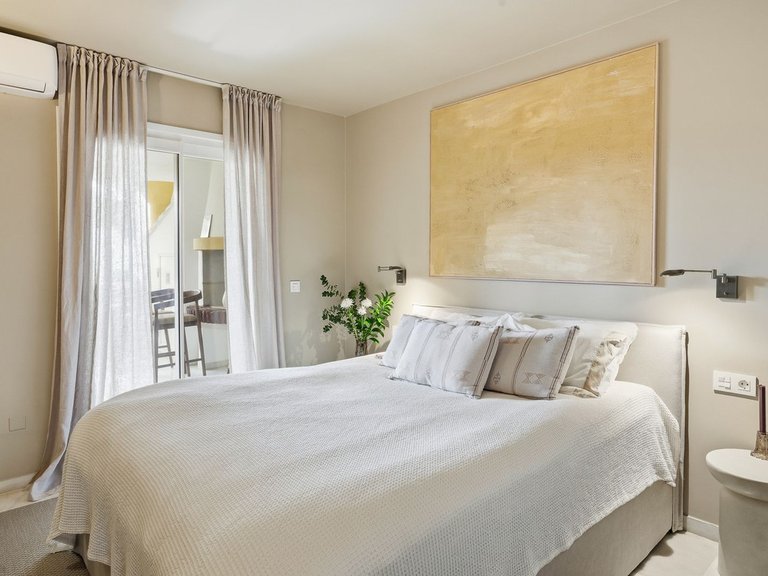 Apartment for Sale in Calahonda, Malaga 28